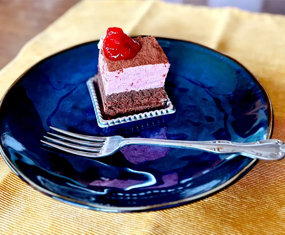 ベリームースチョコレートケーキ|きいろさん