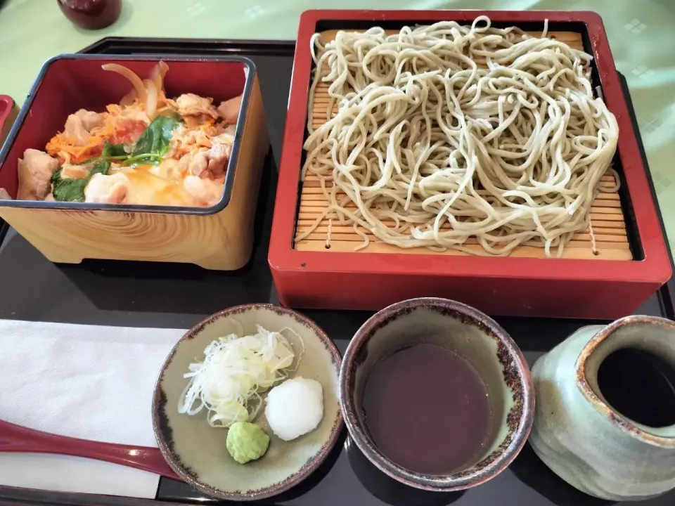 紫塚ゴルフクラブさんのランチ『めっちゃ美味しいお蕎麦😋』|アライさんさん