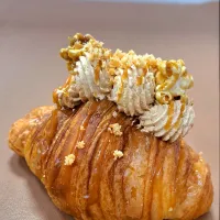 croissant de caramelo salado|JorgeR05さん