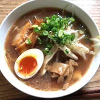 インスタントラーメンde簡単お昼| ばくあんしゃさん