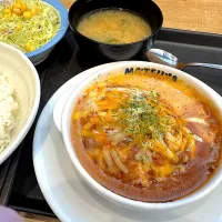 3種ソースのグラタンハンバーグ定食クーポン割引（ライス大盛）|マハロ菊池さん