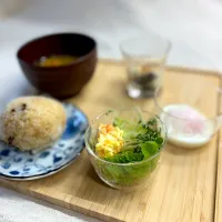 朝ごはんに少しだけサラダ| かっちゃん杉さん