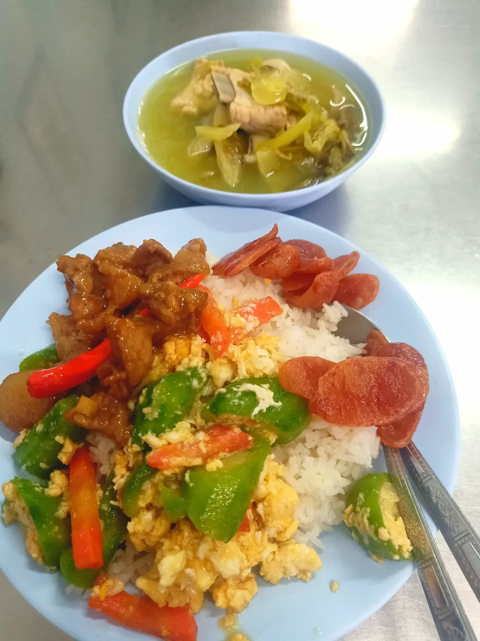 ข้าวราดแกง Typical Thai Dish!|An'leeさん