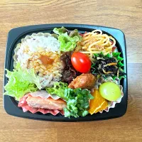 鮭の南蛮漬け弁当|みもざさん