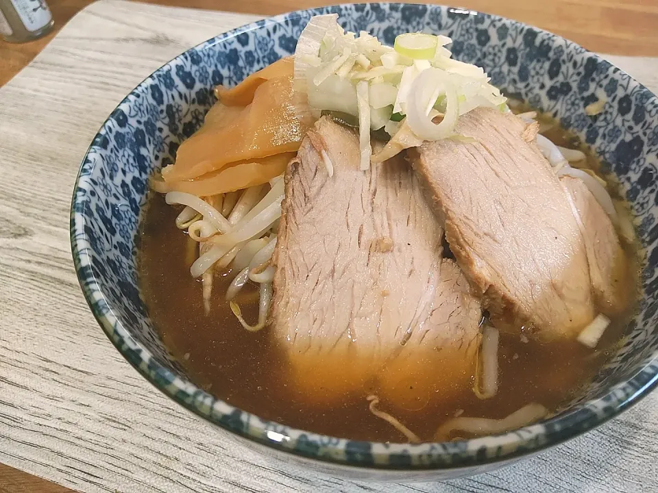 ローストチキンの骨でラーメン🍜|puniさん