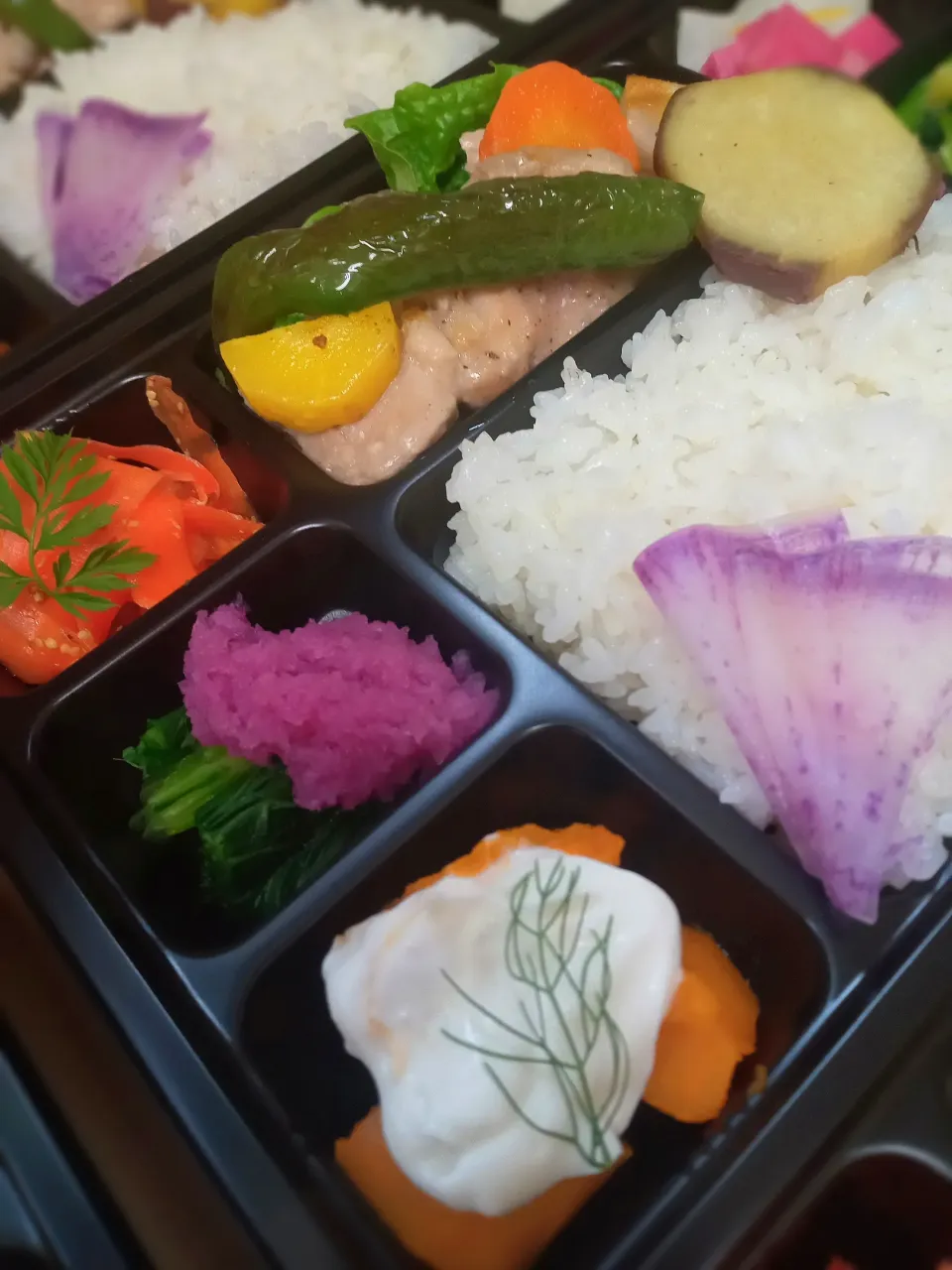 １２月のお弁当🍱|はぁとびぃとさん