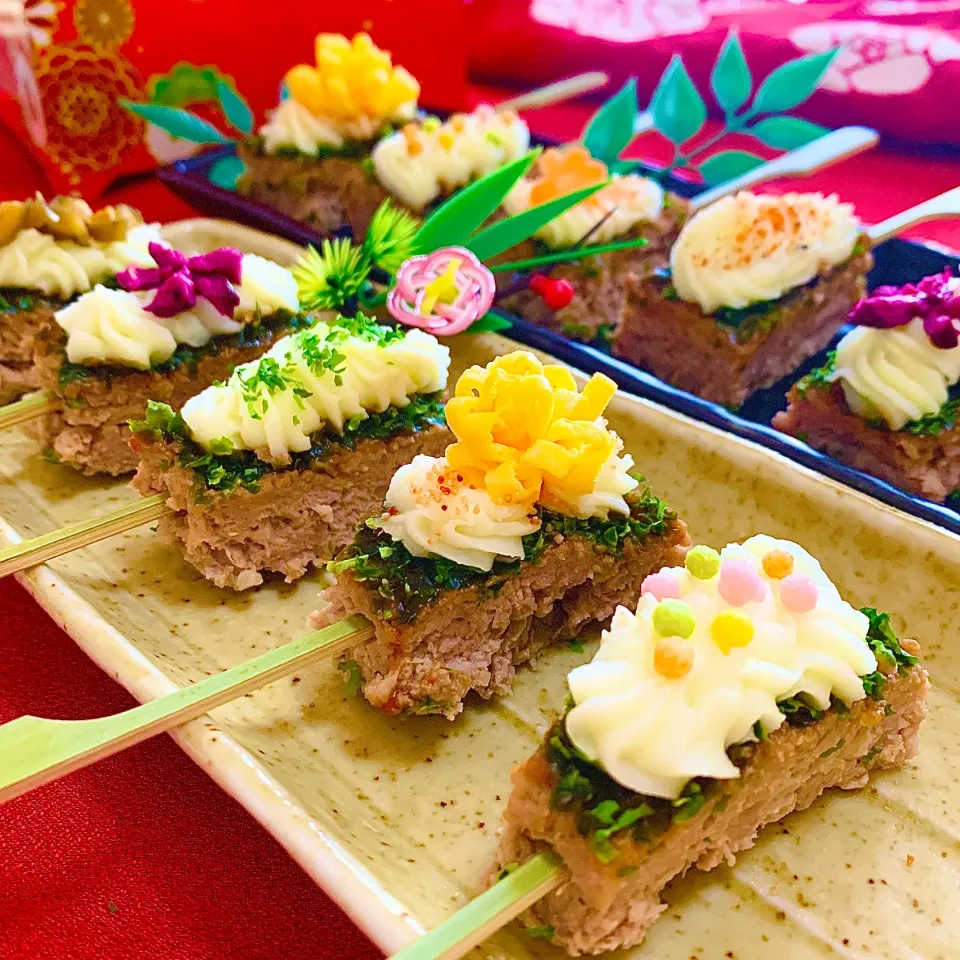 松風焼きとハンバーグのハイブリッド！松風バーグ〜マッシュポテトのせ〜|あやめもちもちさん