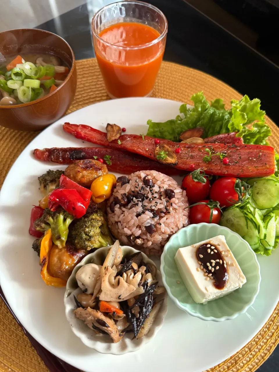 ゆかりさんの料理 肉団子と彩り野菜の黒酢炒め〜ワンプレートランチ〜|ゆかりさん