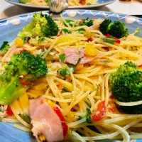 ベーコン🥓とブロッコリー🥦とパプリカ🫑のペペロンチーノ🍝|Takeshi  Nagakiさん