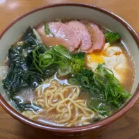 マルちゃん正麺🍜、豚骨醤油味❗️(^.^)✨|サソリさん