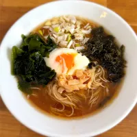 醤油ラーメン（卵・ワカメ・あおさ）|morimi32さん