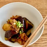 「常備菜」💦
ワカメごはん&大根スープを添えて
昼ごはん|ばくあんしゃさん