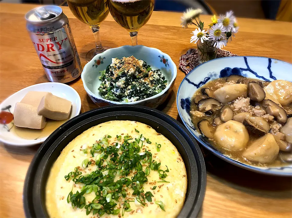 長芋とろろ焼き　里芋の鶏そぼろ煮　ほうれん草の白和え|じゅんさんさん