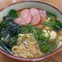 マルちゃん正麺🍜、豚骨醤油味❗️(^｡^)✨