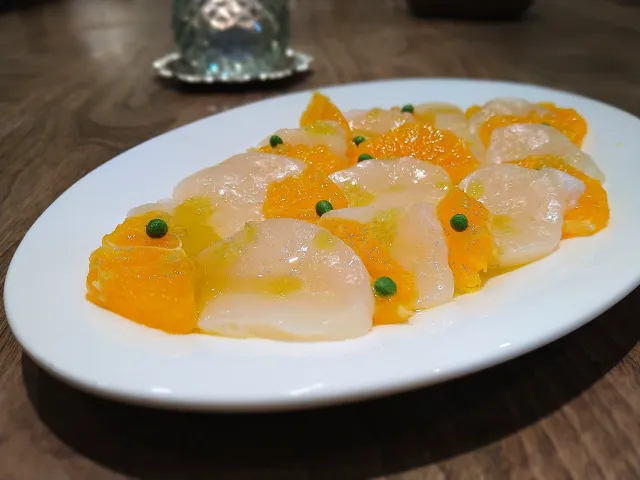 Snapdishの料理・レシピ写真:ほたてとみかんのカルパッチョ｜旬を食べよう！みかん活用大辞典