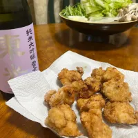 唐揚げに日本酒|さんだーさん