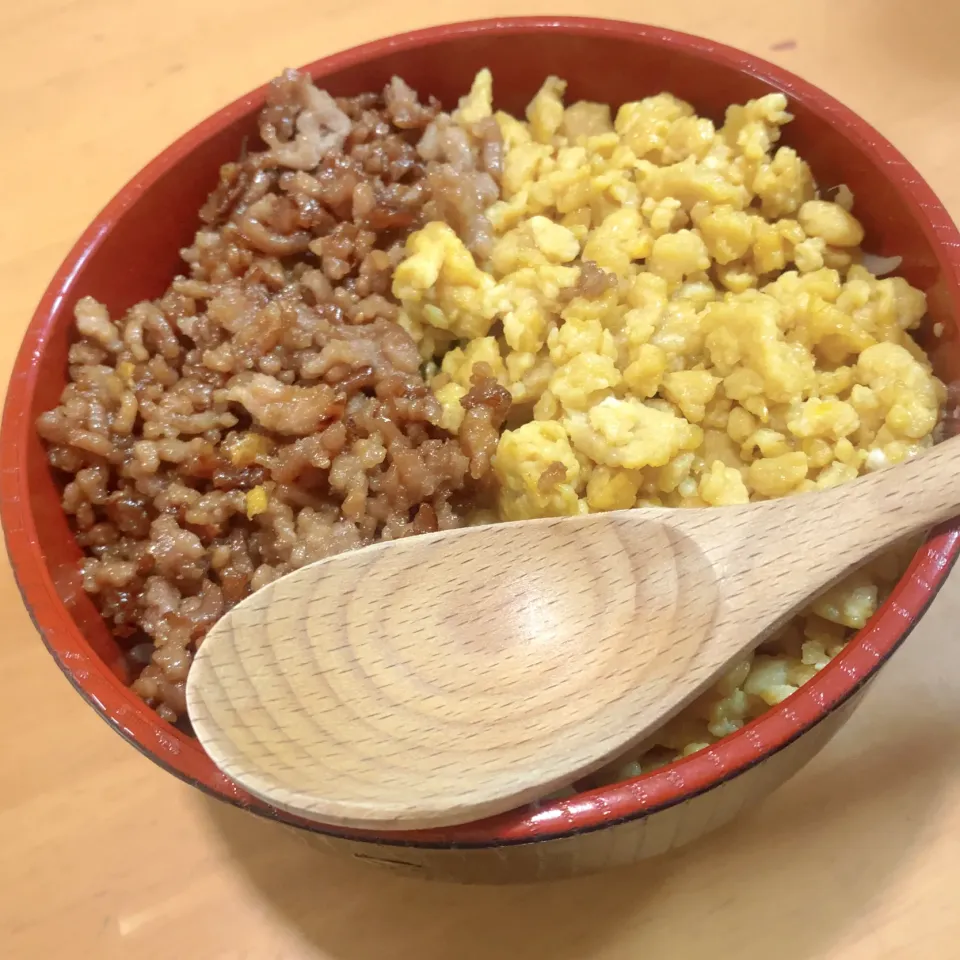 たまごとそぼろの2色丼|kou.omisoさん