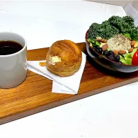 自宅モーニングプレート🥗🧁☕️|マニラ男さん