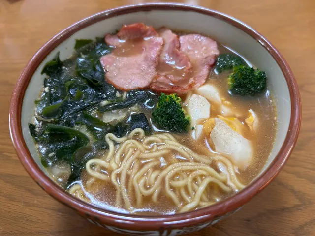 マルちゃん正麺🍜、豚骨醤油味❗️(^-^)✨|サソリさん