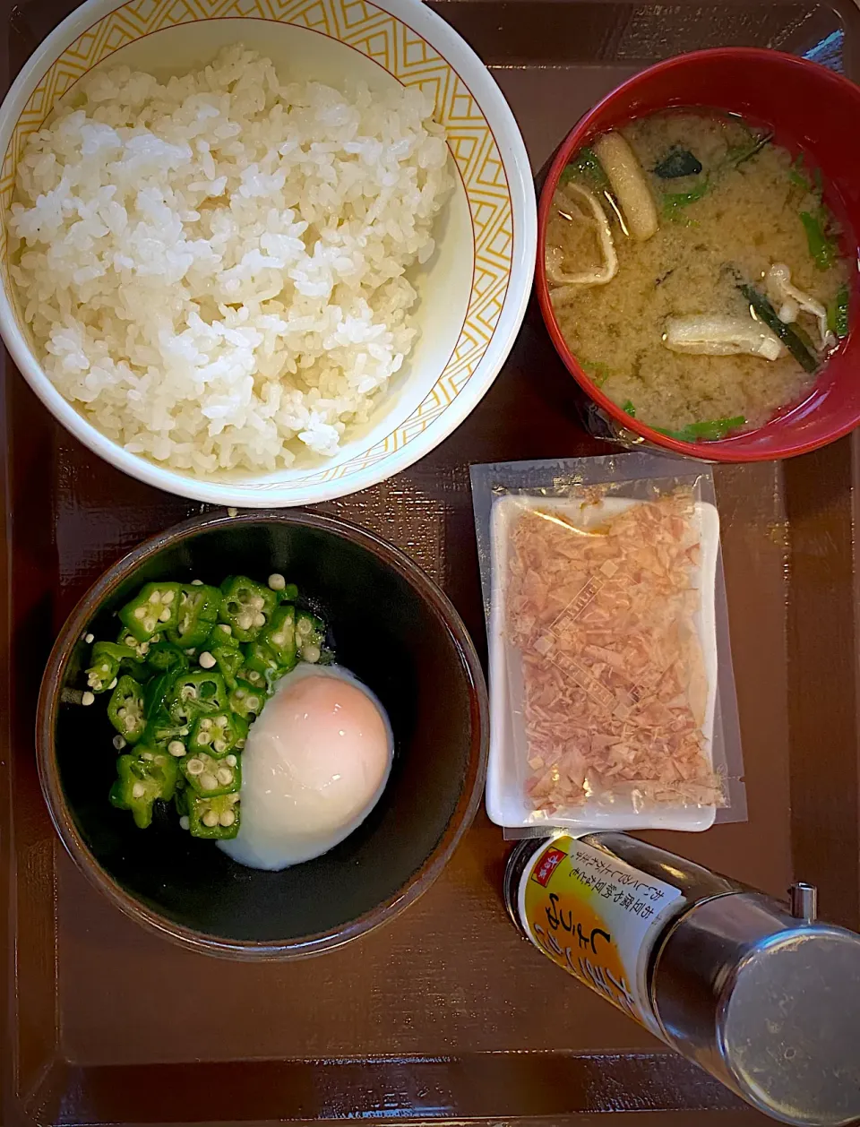 まぜのっけ朝食 300円|すくらんぶるえっぐさん