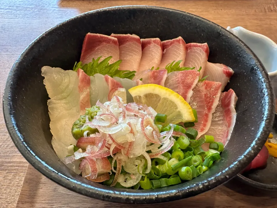 えびす丼🐟|buhizouさん