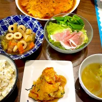 かに玉　ブロッコリーと玉ねぎのスープ　生ハムのサラダ　白菜と竹輪の和風煮|おさむん17さん