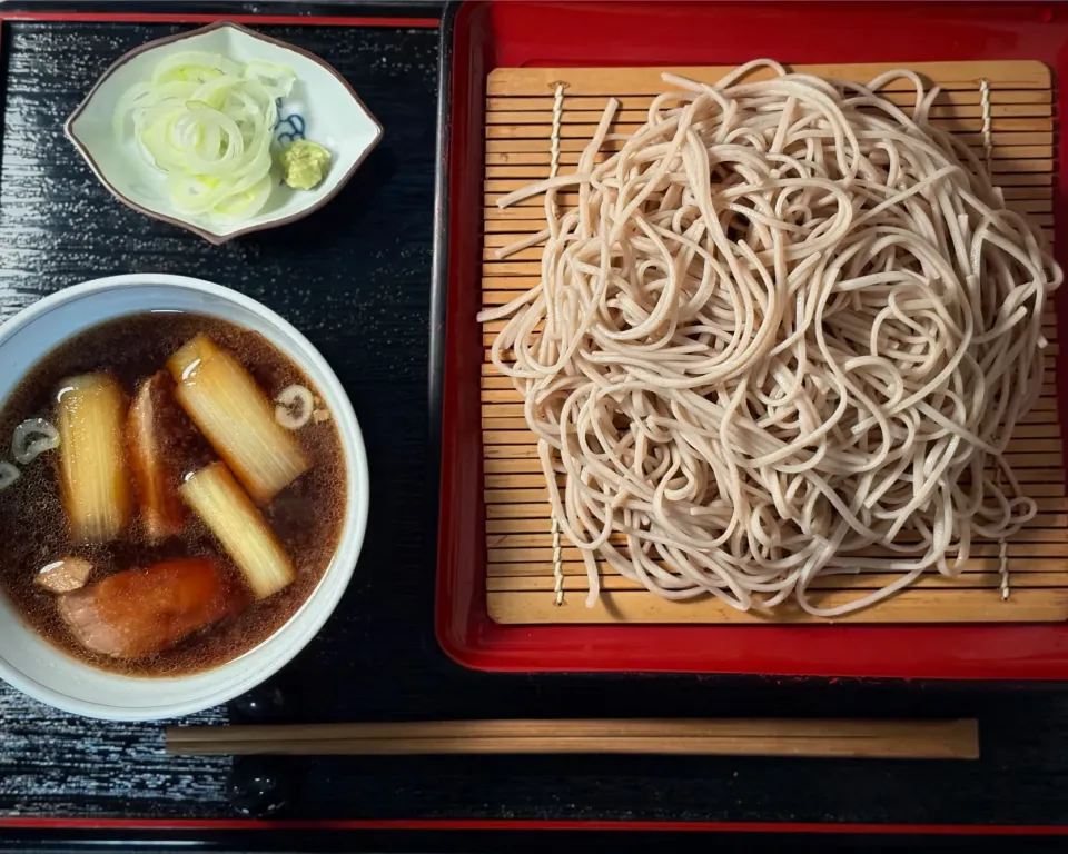 まる(丸大豆)さんの料理 鴨せいろ　🟠まるさんの料理 鴨ロース   芹と赤葱、おろしたての山葵を添えたサラダ仕立て|まる(丸大豆)さん