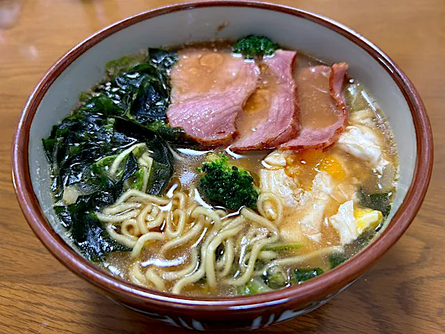 マルちゃん正麺🍜、豚骨醤油味❗️（╹◡╹）✨|サソリさん