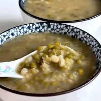 Green bean and barley dessert soup |12Dragonさん