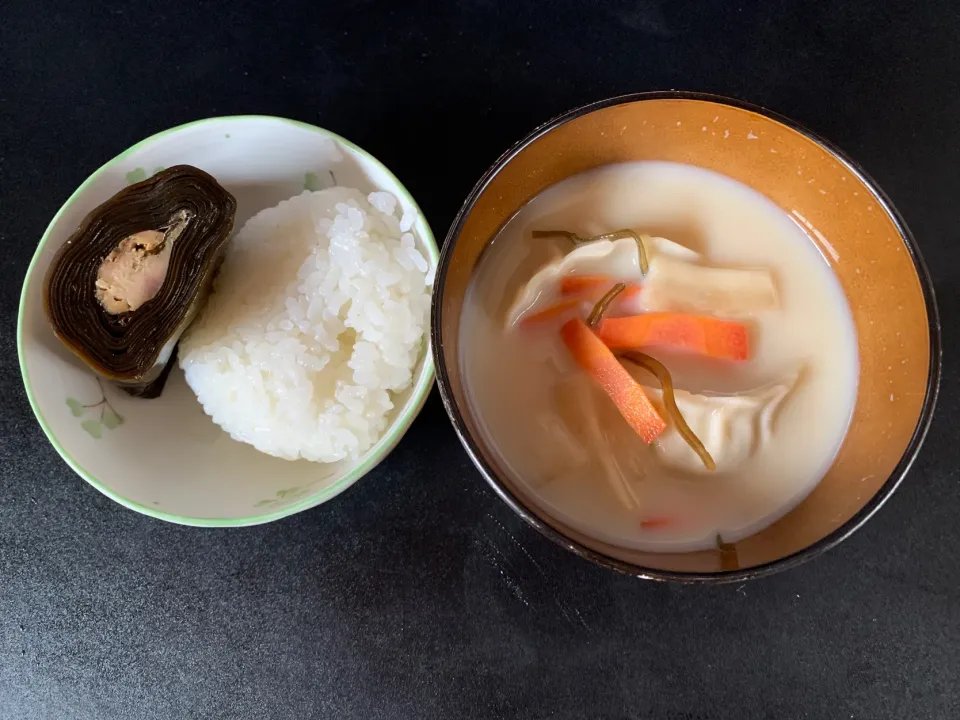 昆布巻、餃子の和風ミルクスープ|そらまめさん