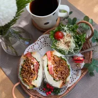 1/2❤︎ソース焼きそばわんぱくサンド🥪🌱

＊ グランディールエグラ角食パン
＊ ソース焼きそば
＊フリルレタス・トマト|Makinsさん