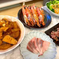 ぶり大根とエビ焼きとよだれ鶏サラダと鳥刺し|mkさん