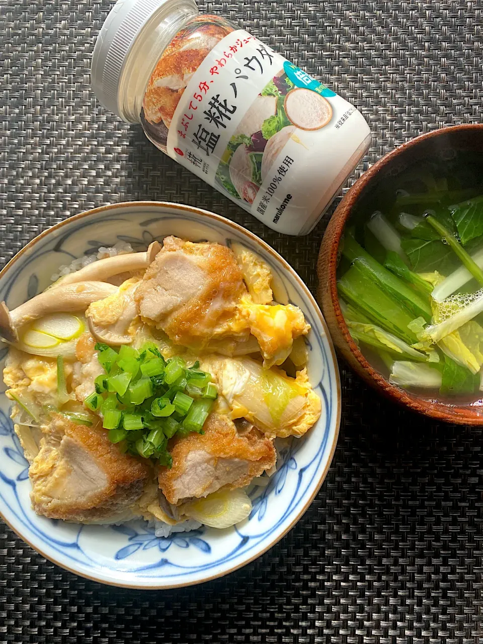 柔らかいヒレカツの卵とじ丼|栃倉 直人さん