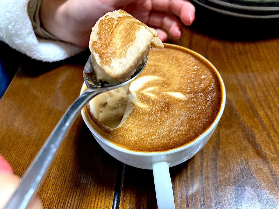 サザコーヒー店のカフェラテゼリーを真似てみた。|たちくんさん