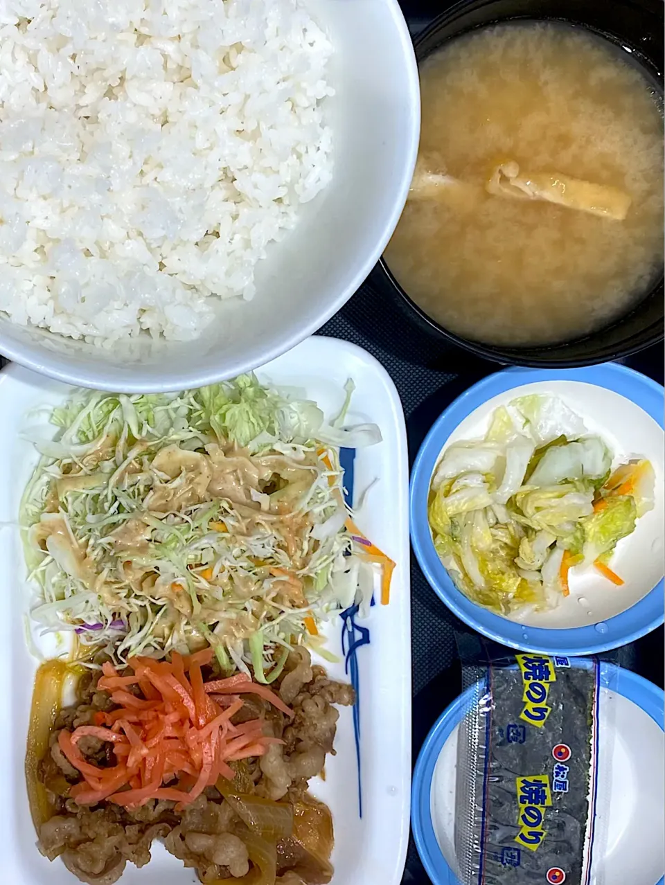 得朝牛皿定食390円|すくらんぶるえっぐさん