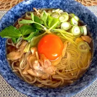 手打ち蕎麦で月見かしわ蕎麦😊|タマチャンフーズさん