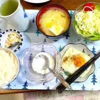 いつもの朝食ですが、納豆が品切れ状態です。|マースさん