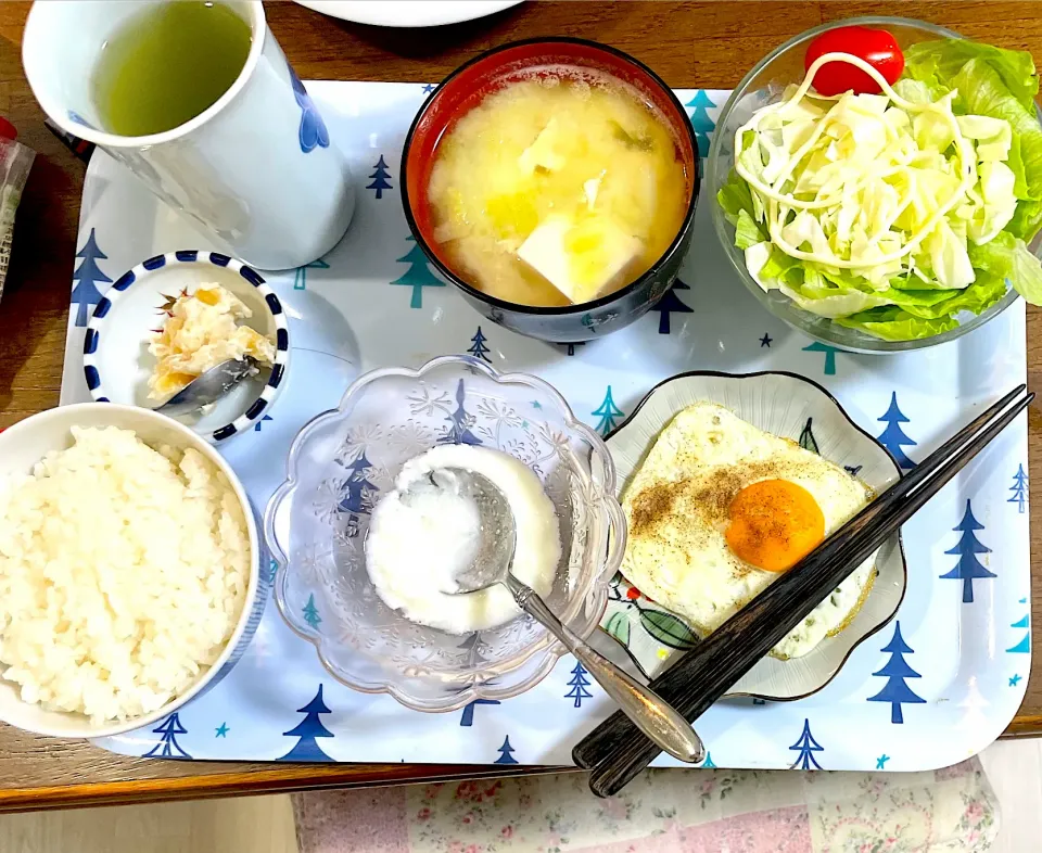 いつもの朝食ですが、納豆が品切れ状態です。|マースさん