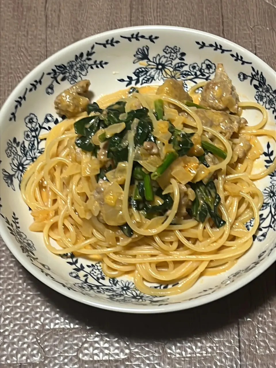 サルシッチャとチヂミほうれん草のパスタ|TDさん