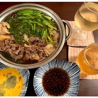 我が家のせり牛鍋🍲で乾杯🥂|ワイントンさん