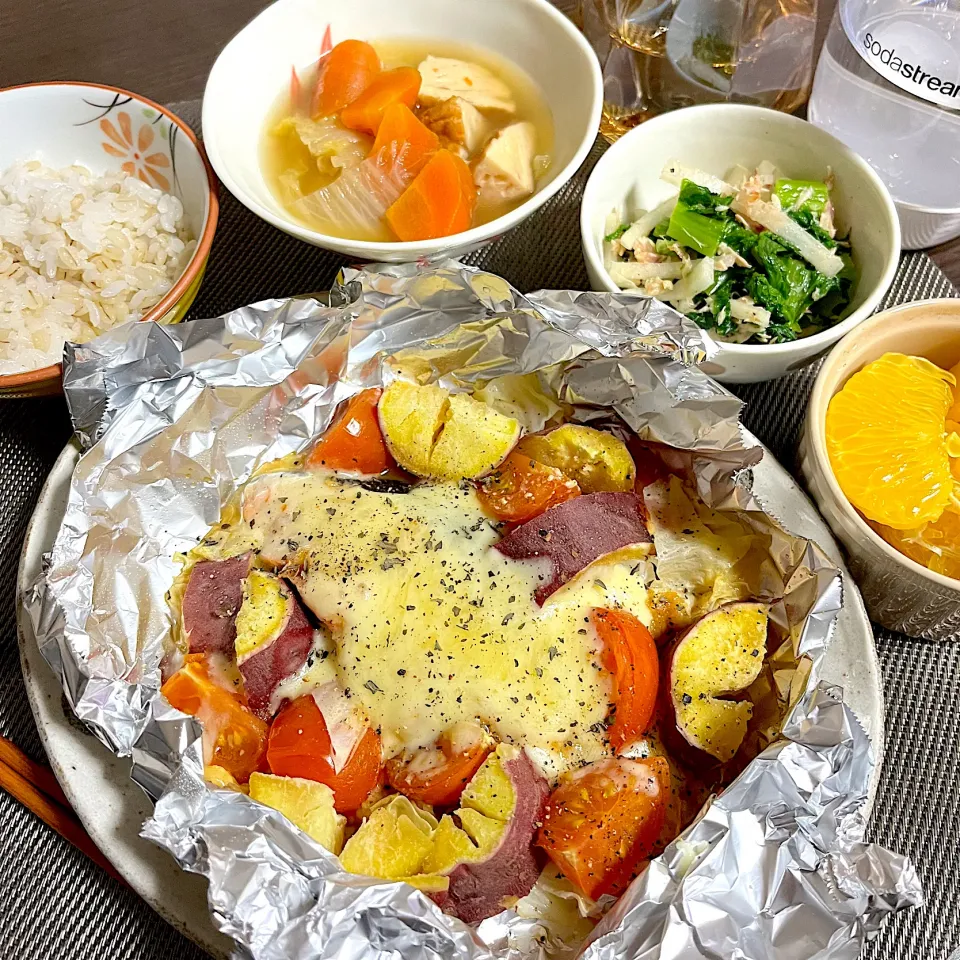 1/6晩ご飯：鮭と野菜の味噌チーズ焼き|ななみんさん