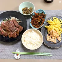 焼き肉、めんたいマヨポテト、松前漬け|kekekeさん