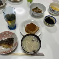 晩御飯☆鯖（ごまポン酢）☆厚揚げステーキ（おろししょうゆ）☆かき卵スープ（えび団子・白菜・しめじ）☆梅おかかたくあん☆黒豆☆松前漬|Saharaさん