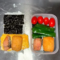 1/8  子のおにぎらずと自分弁当|なかちゃんたまごさん