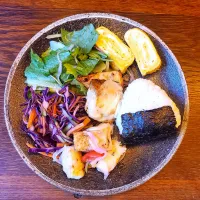 鮭のバジルチーズ焼きと豆腐のマリネのワンプレートランチ|kazさん