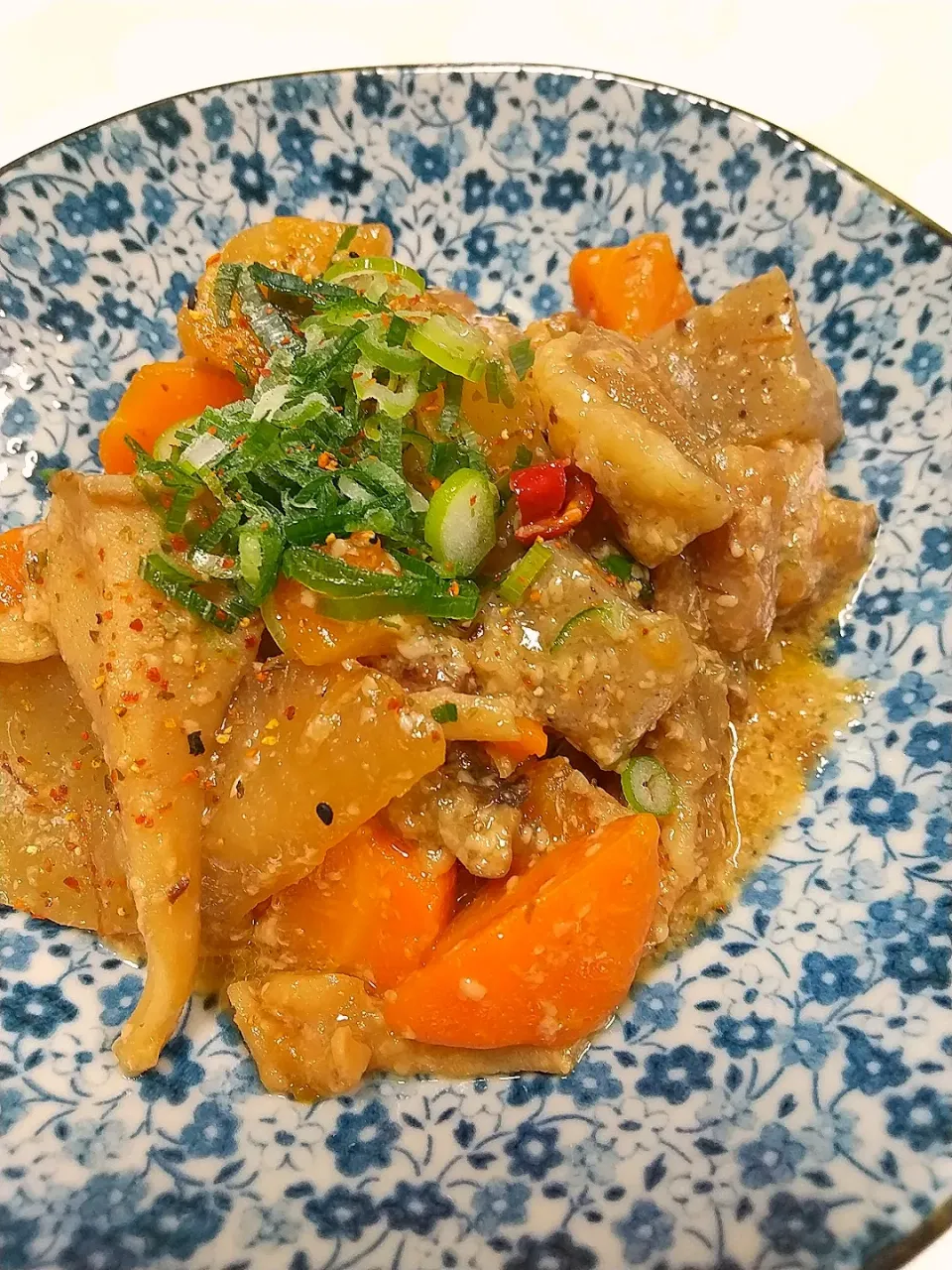 ☆今日の晩ごはん☆ ぼっかけ風 スジ肉と大根の煮物|hamamaさん