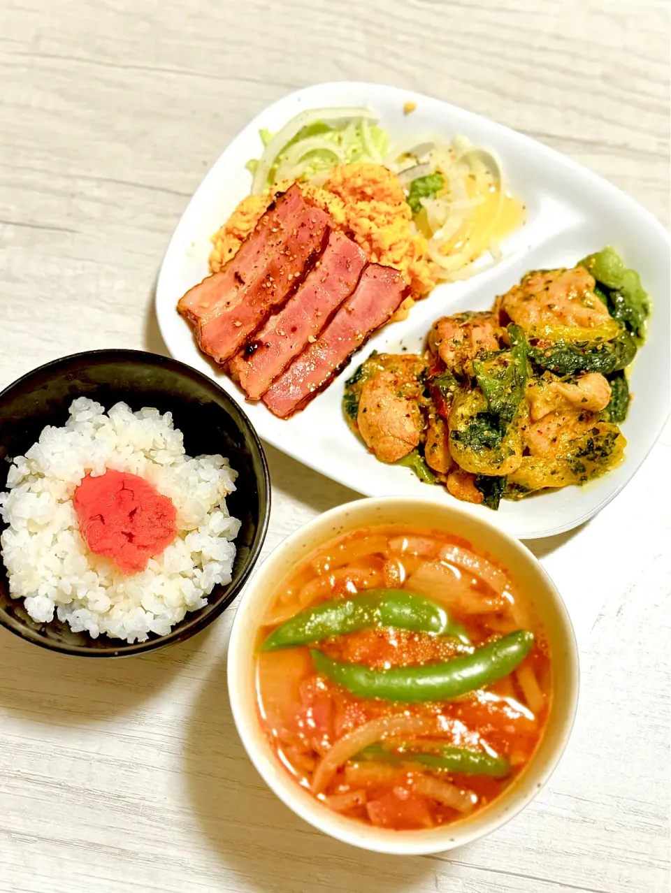 鶏肉のカレー煮  うどんスープdeキムチスープ|tapmamさん