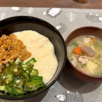 ねばねば丼| ぴよすさん