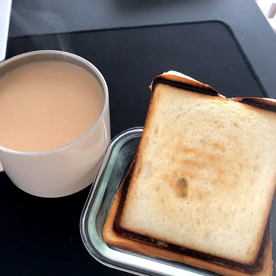 11:19 トマトチーズコーンサンド🥪|へれ子さん