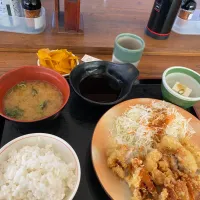 大阪市生野区林寺　街かど屋林寺の日替わり鶏天ぷら定食|タカちゃんさん